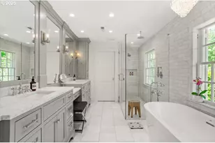 2505 SW Hillcrest Dr, Portland, OR 97201 - Photo 26