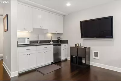 2505 SW Hillcrest Dr, Portland, OR 97201 - Photo 36