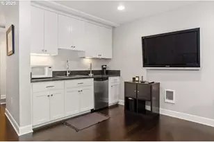 2505 SW Hillcrest Dr, Portland, OR 97201 - Photo 36