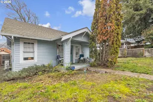 1560 SE Hamilton St, Roseburg, OR 97470 - Photo 2