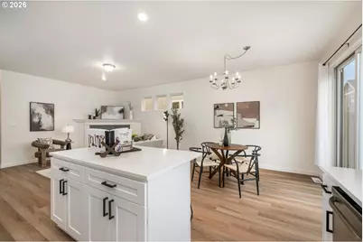 1266 SW 176th Ter, Beaverton, OR 97003 - Photo 8