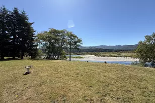 95570 N Bank Rogue River Rd, Gold Beach, OR 97444 - Photo 16