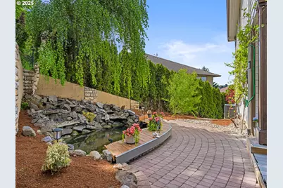 9540 SE Spyglass Dr, Happy Valley, OR 97086 - Photo 32