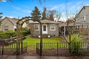 22986 SW Main St, Sherwood, OR 97140 - Photo 2