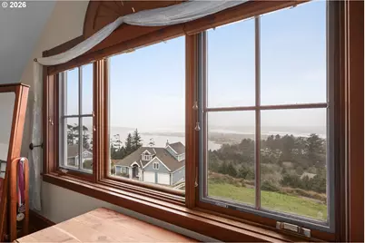 930 NW Highland Dr, Waldport, OR 97394 - Photo 48