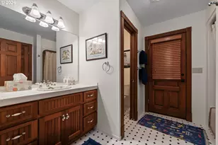 930 NW Highland Dr, Waldport, OR 97394 - Photo 20