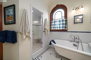 930 NW Highland Dr, Waldport, OR 97394 - Photo 44