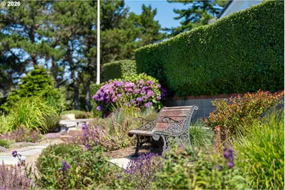 930 NW Highland Dr, Waldport, OR 97394 - Photo 8
