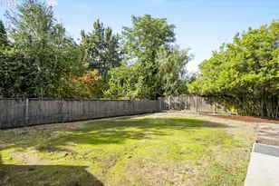 1847 SE 56th Ave, Portland, OR 97215 - Photo 40