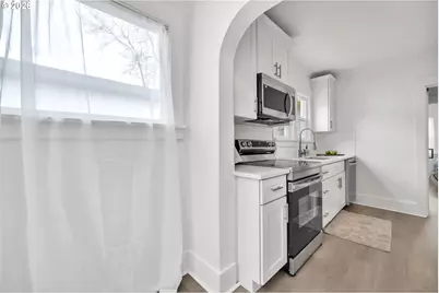 7630 N Drummond Ave #A, Portland, OR 97217 - Photo 12