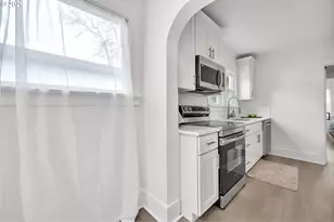 7630 N Drummond Ave, Portland, OR 97217 - Photo 12