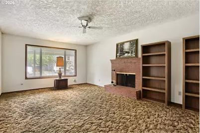 217 SE 79th Ave, Portland, OR 97215 - Photo 4