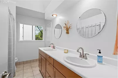 15051 NW Oakmont Loop, Beaverton, OR 97006 - Photo 16