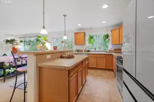 37720 Hamilton Ridge Dr, Sandy, OR 97055 - Photo 18