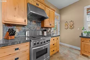 3034 N Holladay Dr, Cornelius, OR 97113 - Photo 8