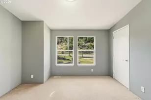 683 Lakeshore Dr, Coos Bay, OR 97420 - Photo 12