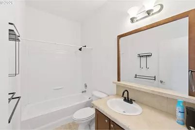 683 Lakeshore Dr, Coos Bay, OR 97420 - Photo 34