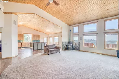 946 N Echo Mountain Rd, Otis, OR 97368 - Photo 6