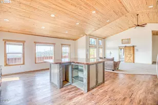 946 N Echo Mountain Rd, Otis, OR 97368 - Photo 12