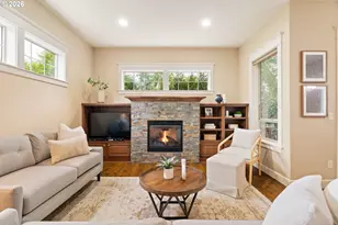 8175 SW Laurelwood Ct, Portland, OR 97225 - Photo 10