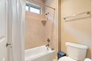 8175 SW Laurelwood Ct, Portland, OR 97225 - Photo 36