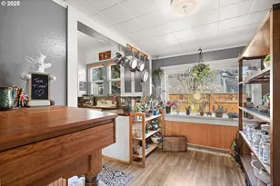 552 NE Williams St, Dufur, OR 97021 - Photo 16