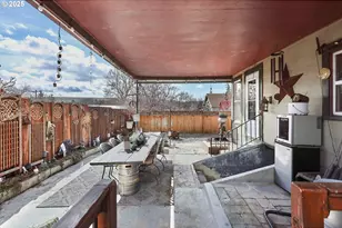 552 NE Williams St, Dufur, OR 97021 - Photo 40