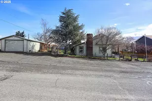 552 NE Williams St, Dufur, OR 97021 - Photo 48