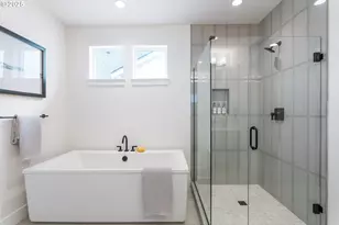 16012 NW Holman Wy, Portland, OR 97229 - Photo 24