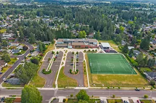 4248 SE Walnut Ct, Hillsboro, OR 97123 - Photo 38