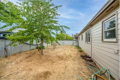 1470 Jay St, Eugene, OR 97402 - Photo 34