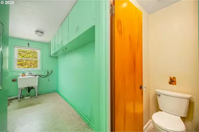 1470 Jay St, Eugene, OR 97402 - Photo 18