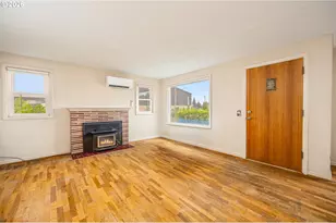 1470 Jay St, Eugene, OR 97402 - Photo 2