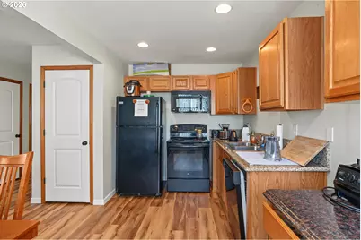 455 W Washington St, Stayton, OR 97383 - Photo 26