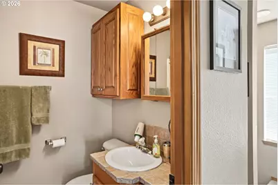 455 W Washington St, Stayton, OR 97383 - Photo 16