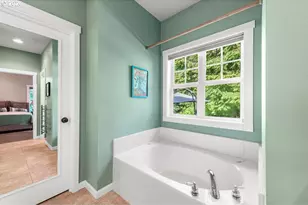 484 Fairway Ct, Seaside, OR 97138 - Photo 18
