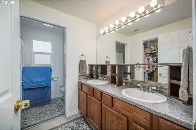 369 Pamela Ct, Jefferson, OR 97352 - Photo 20