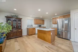 369 Pamela Ct, Jefferson, OR 97352 - Photo 14