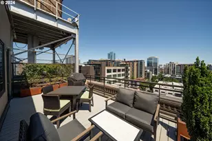 1420 NW Lovejoy St, Portland, OR 97209 - Photo 30