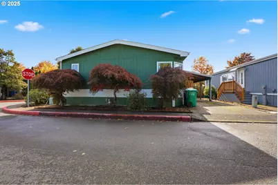 1949 SE Palmquist Rd #32, Gresham, OR 97080 - Photo 2