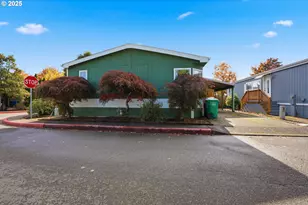 1949 SE Palmquist Rd, Gresham, OR 97080 - Photo 2