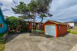 1923 NW Harbor Ave, Lincoln City, OR 97367 - Photo 12