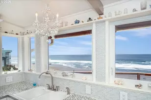 1923 NW Harbor Ave, Lincoln City, OR 97367 - Photo 4