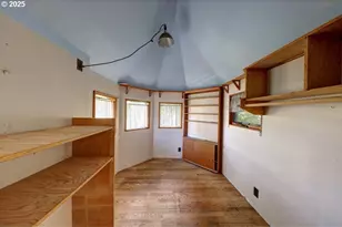 123 W 1st Ave, Cannon Beach, OR 97110 - Photo 28