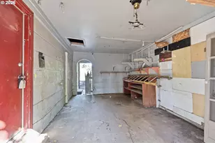 2145 Arthur St, Eugene, OR 97405 - Photo 12