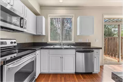 16056 NW Centine Ln, Portland, OR 97229 - Photo 10