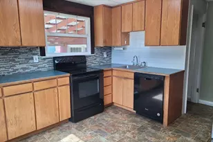 314 Hillcrest Pl, Baker City, OR 97814 - Photo 4