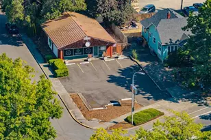 1890 Capitol St NE, Salem, OR 97301 - Photo 1