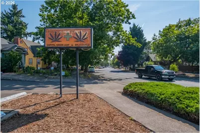1890 Capitol St NE, Salem, OR 97301 - Photo 10
