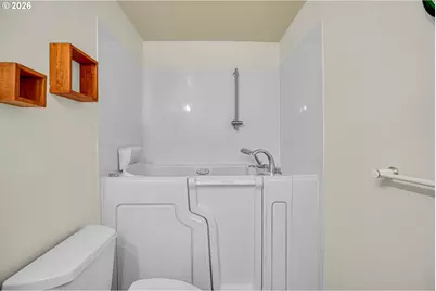10501 S Rosewood Way, Molalla, OR 97038 - Photo 14